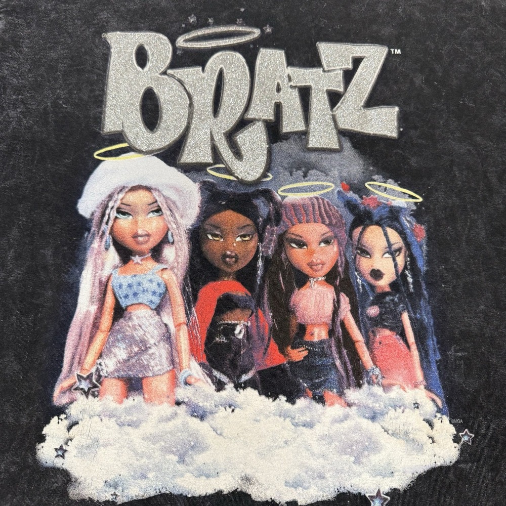 Bratz T-Shirt   Black Gray Acid Wash Graphic Tee Large Woman's